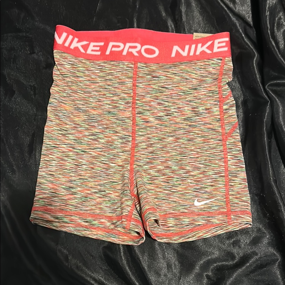 Nike Pro Multicolor Shorts